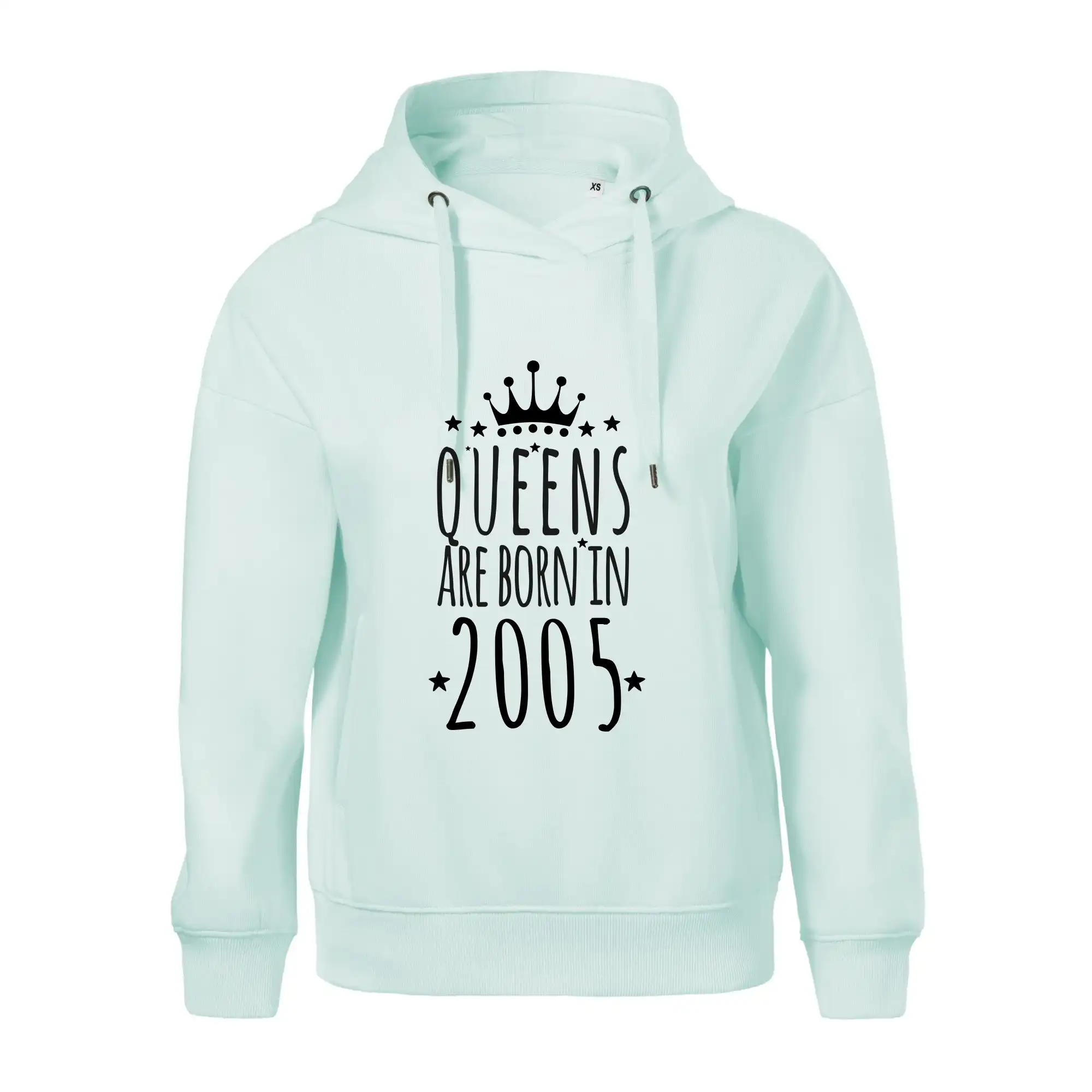 Queens are born in 2005