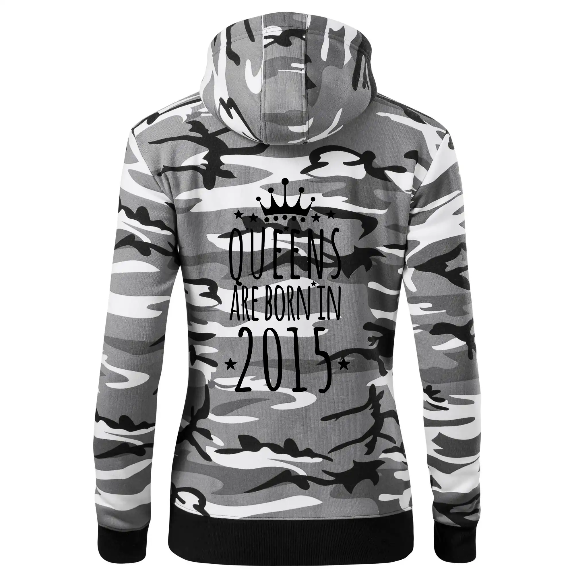 Queens are born in 2015