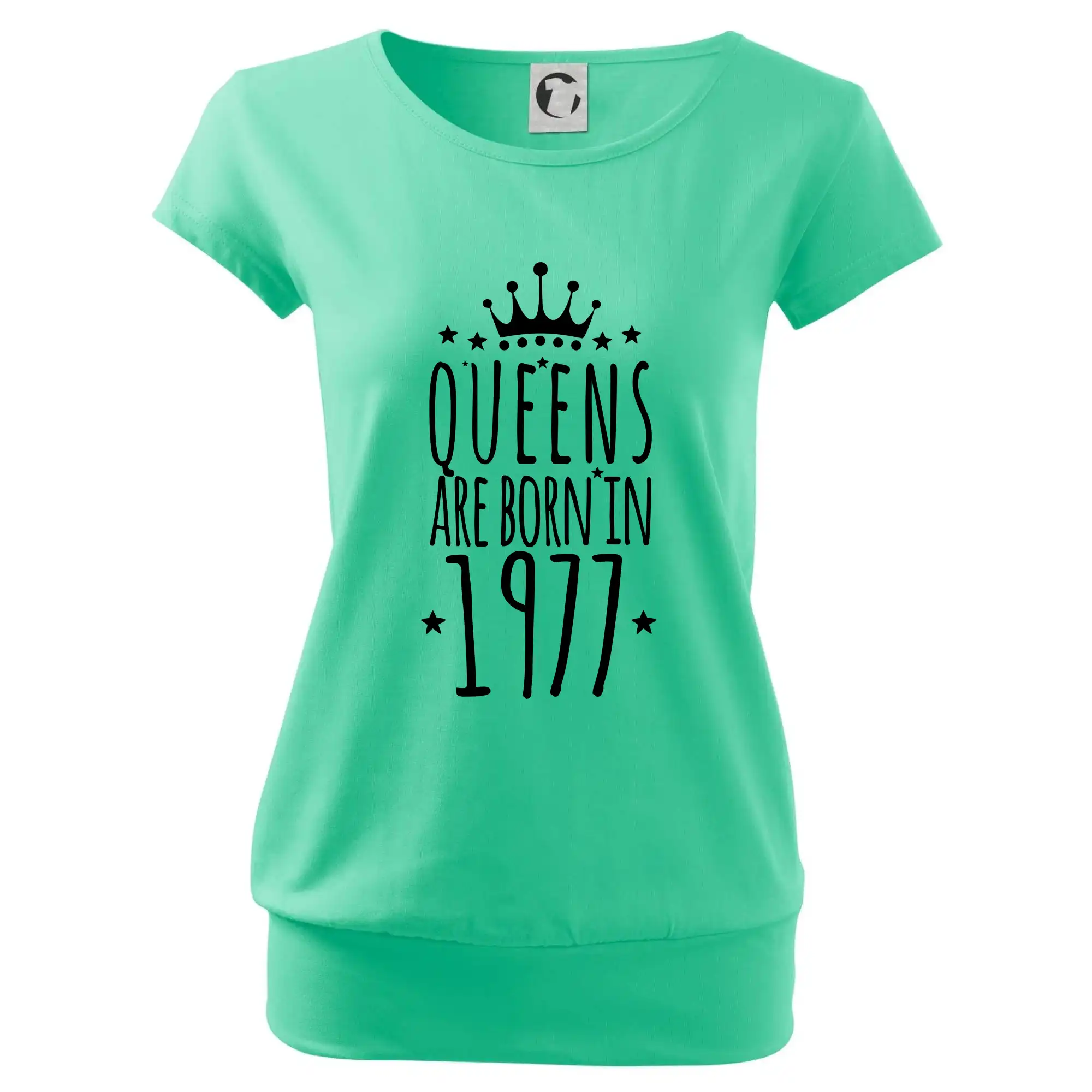Queens are born in 1978
