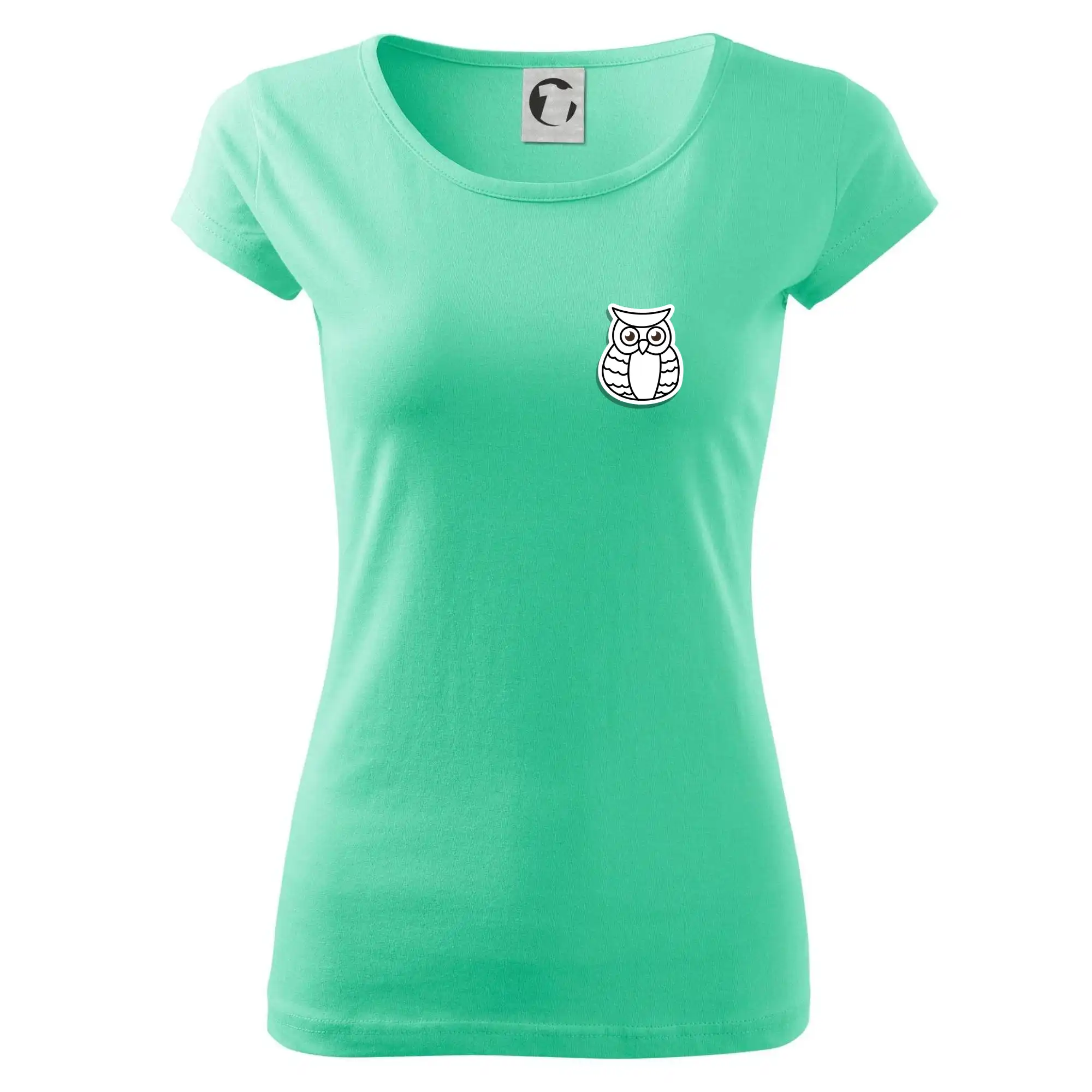 Sova kreslená na prsu