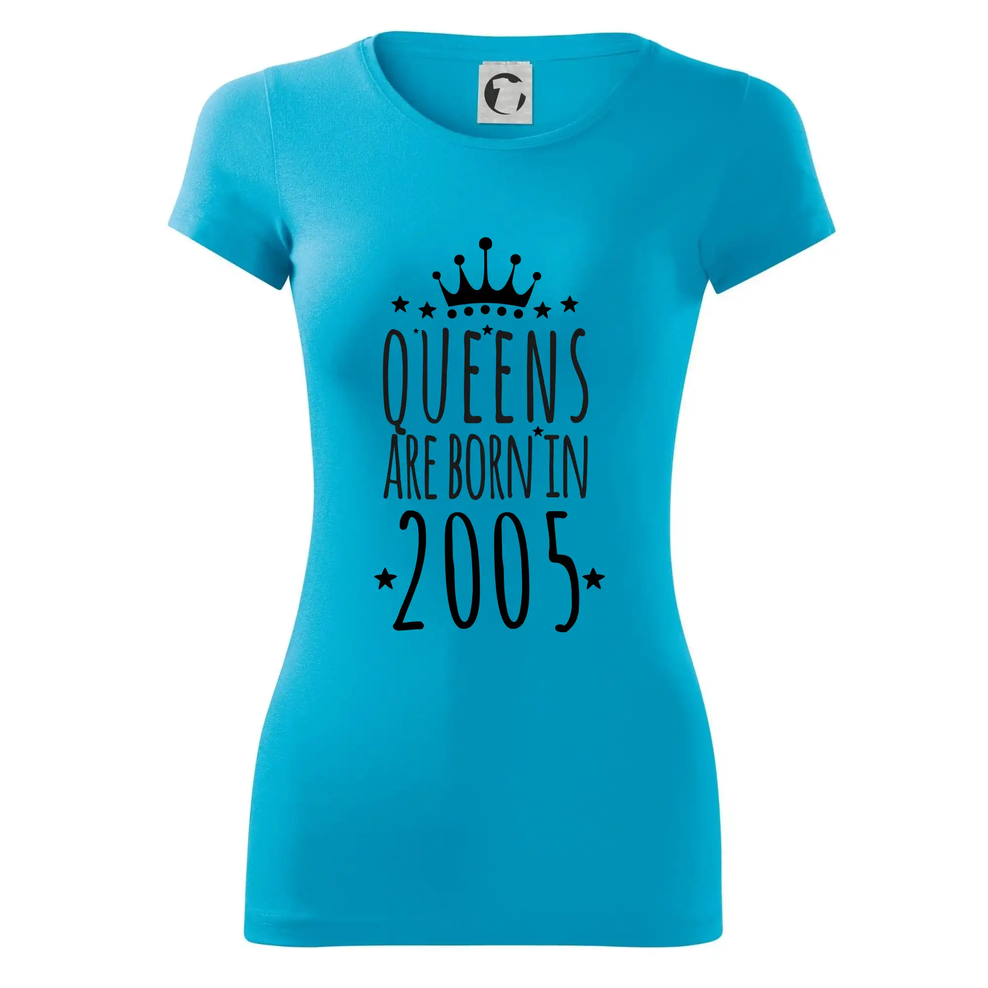 Queens are born in 2005