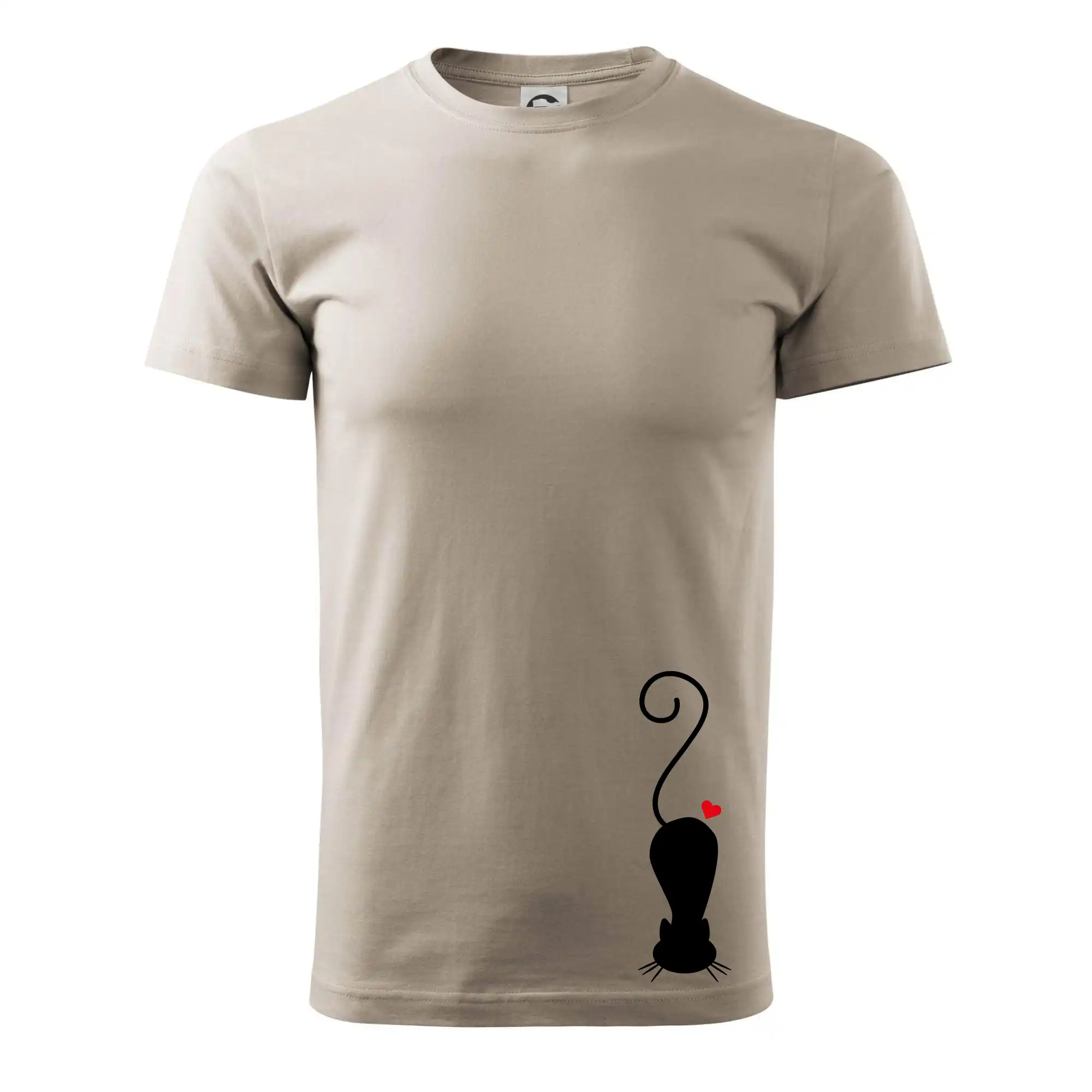 Zamilovaná kočka ležící