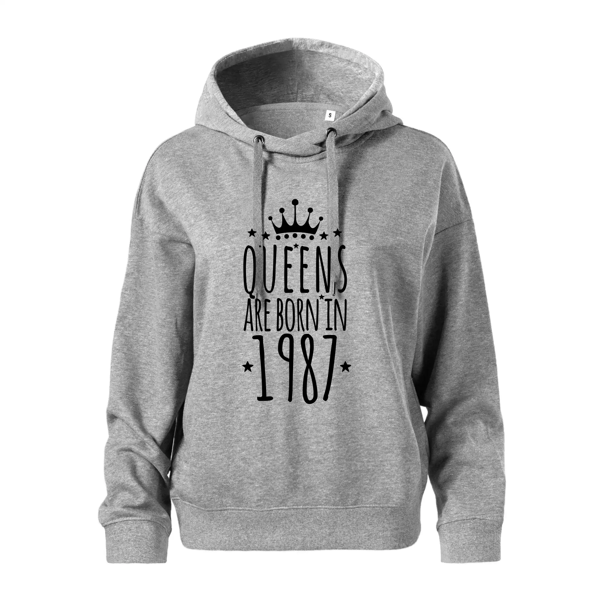 Queens are born in 1987