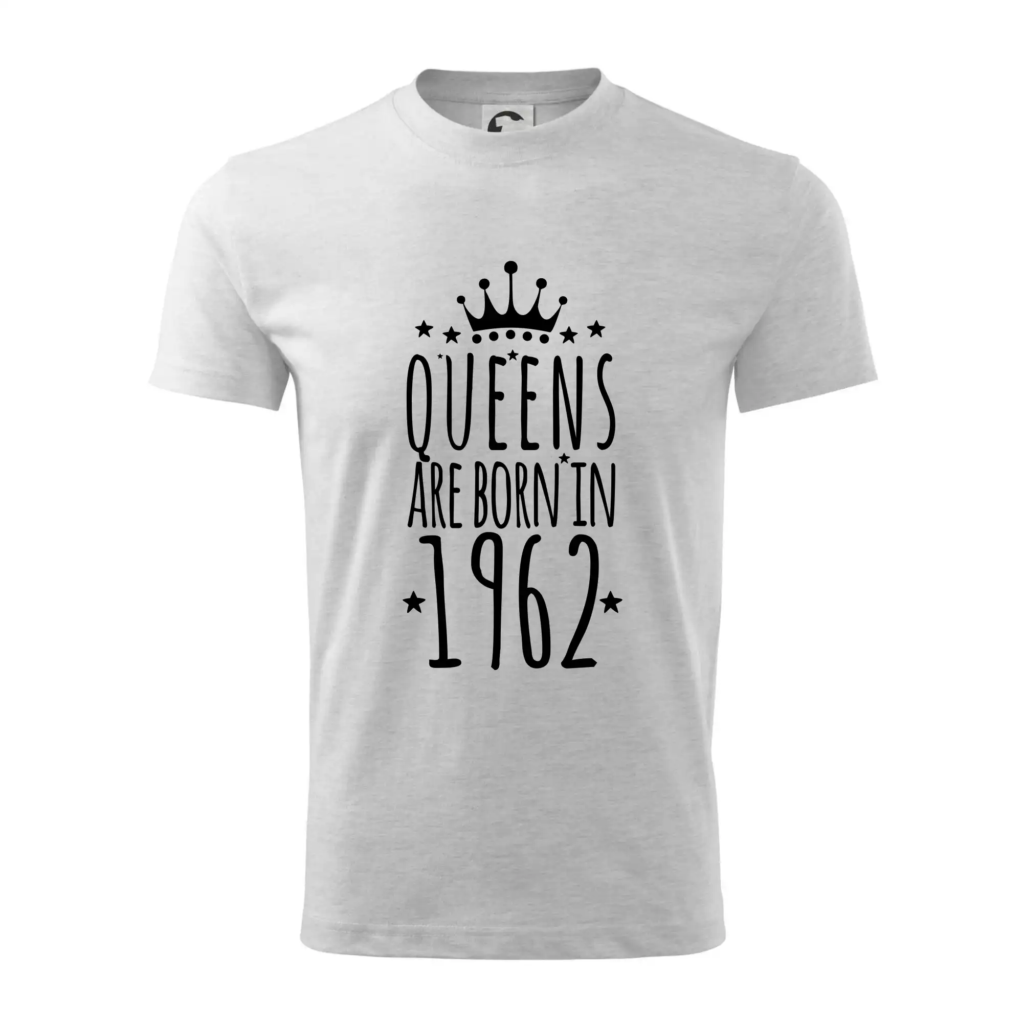 Queens are born in 1962