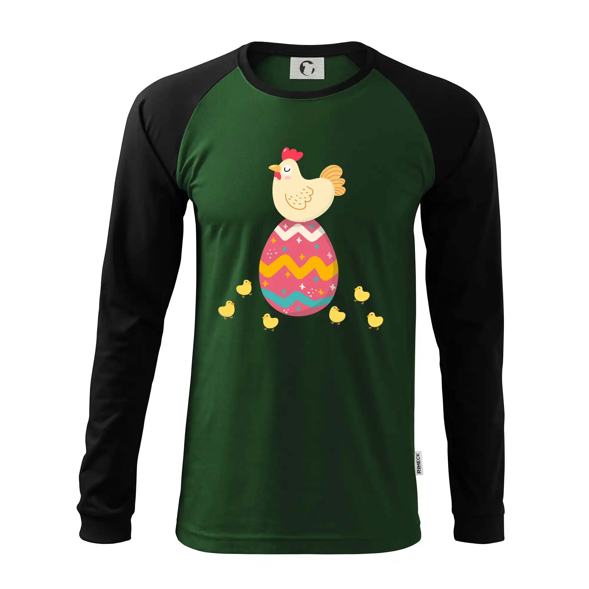 Slepice sedící na velikonočním vejci