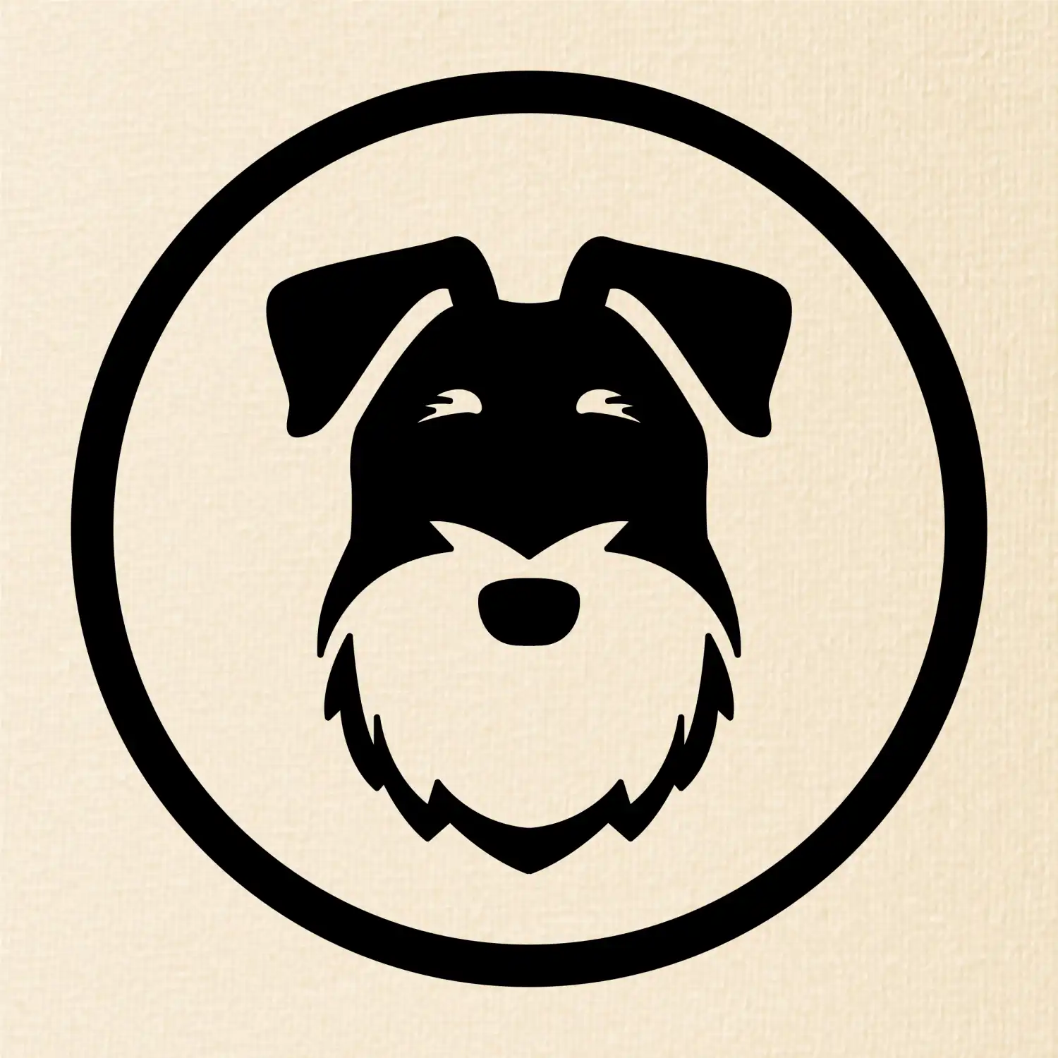 Knírač v kolečku na prsu