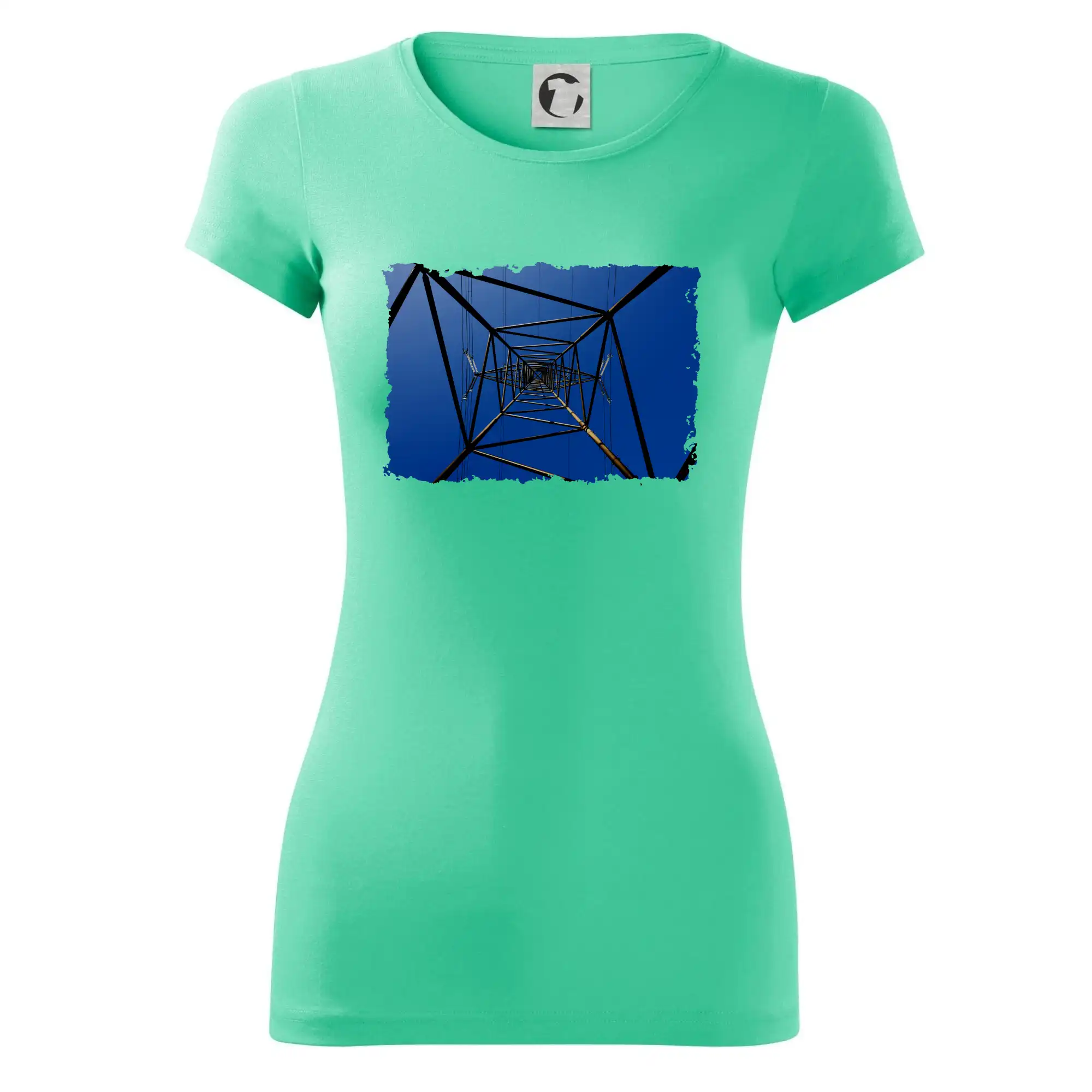 Stožár vysokého napětí zespodu