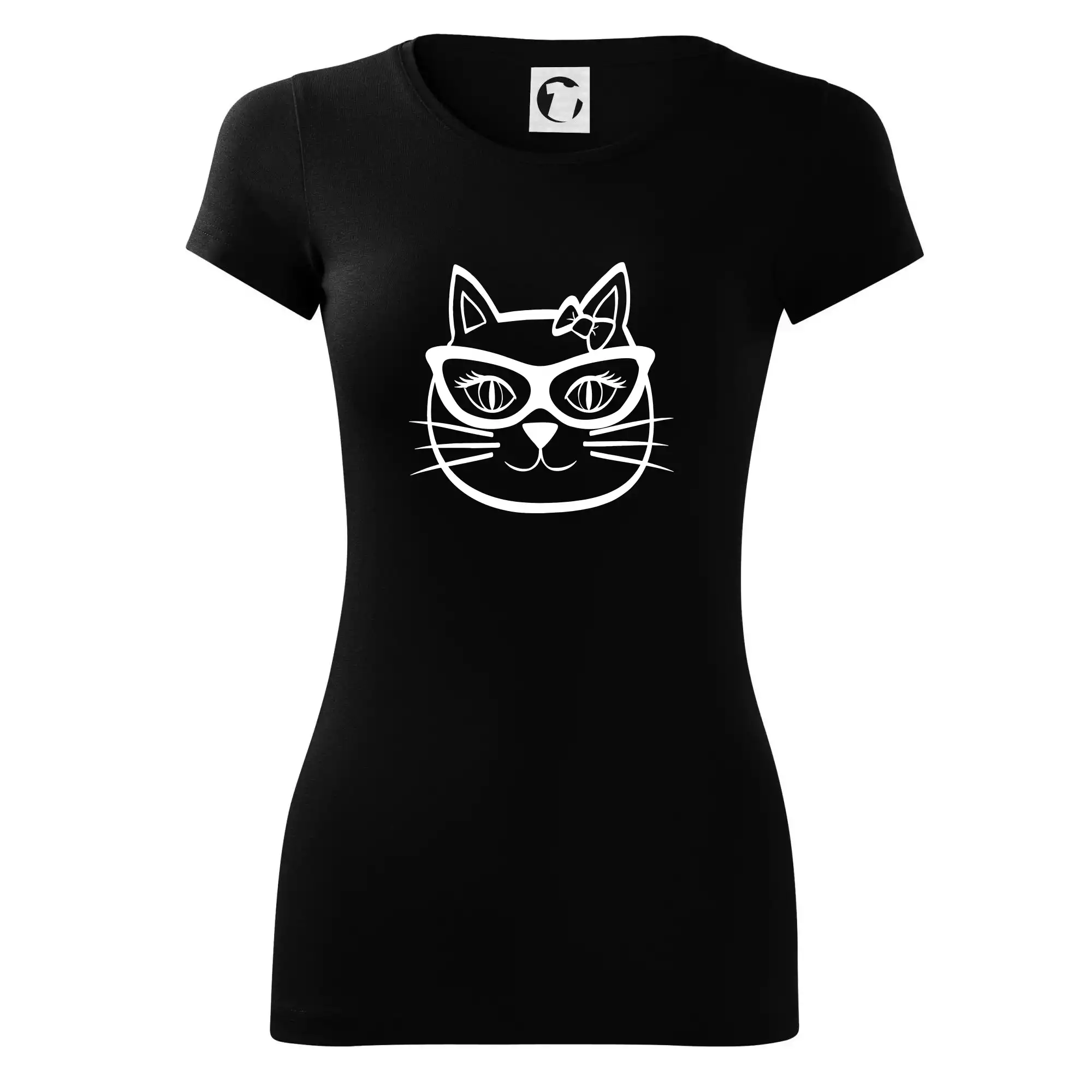 Kočičí holka s brýlemi