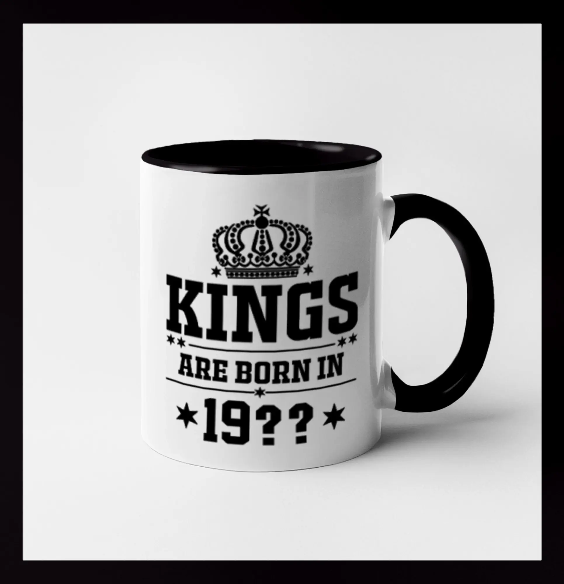 Tričká k narodeninám - Kings are born in vlastný ročník - Hrnček 
