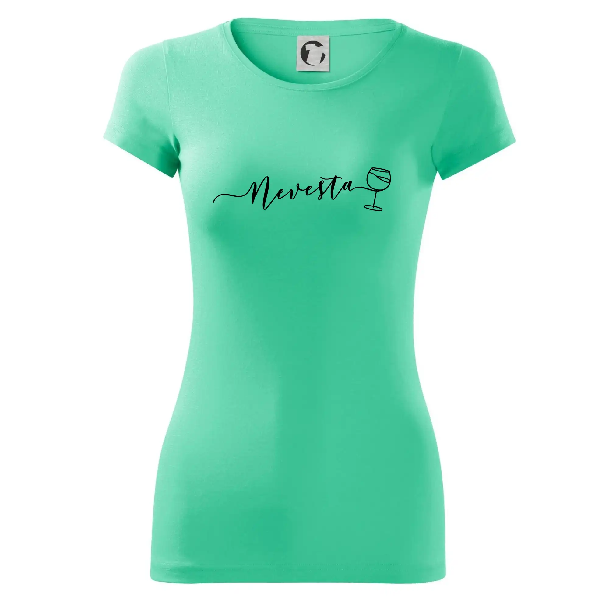 Nevesta červené víno SK