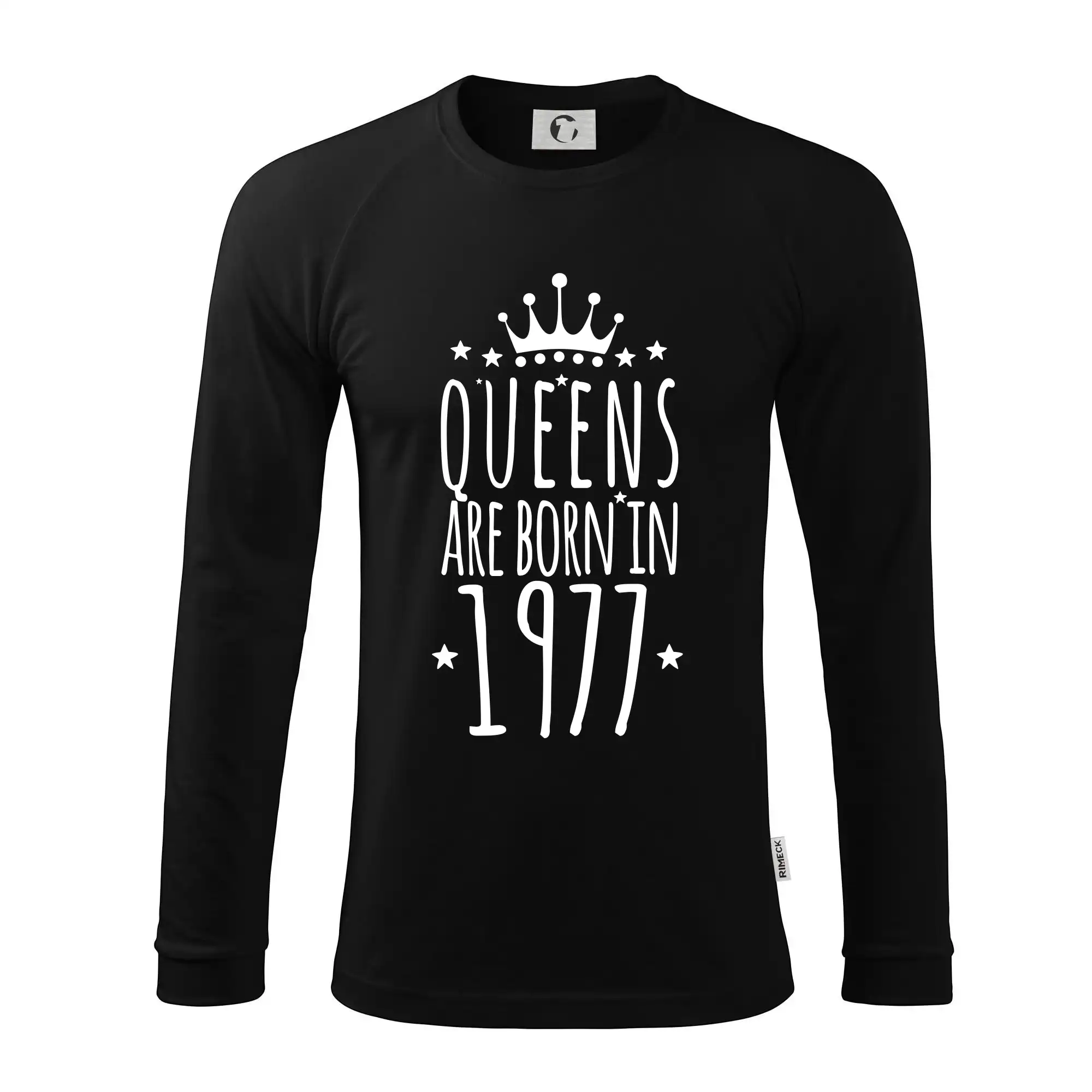 Queens are born in 1977