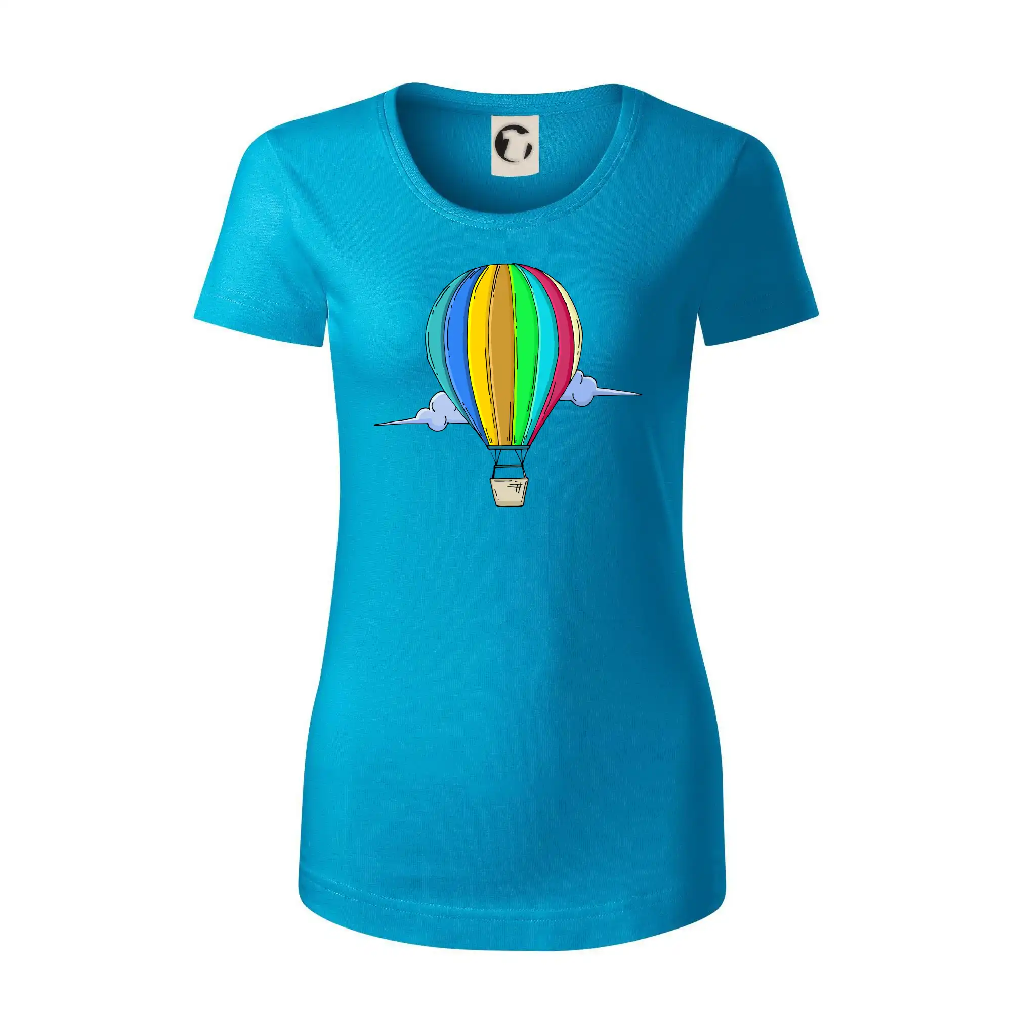 Horkovzdušný balon v oblacích