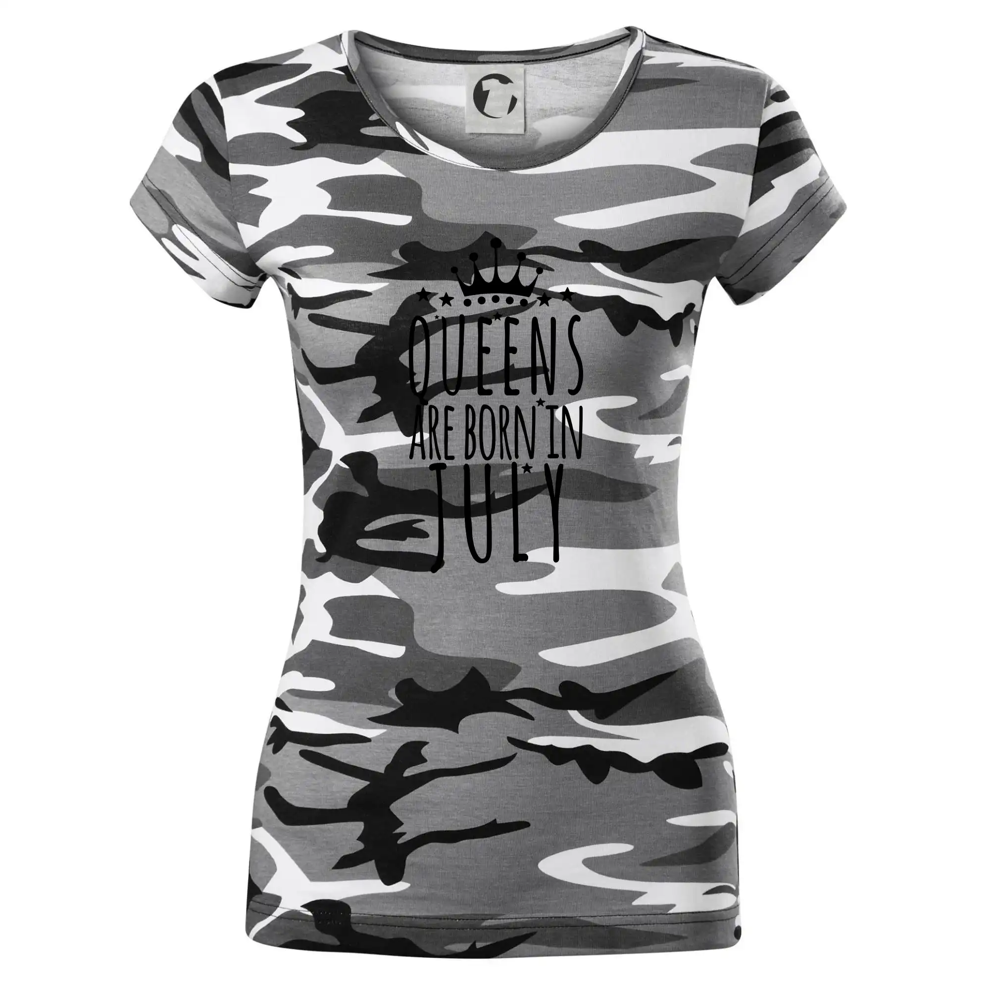 Queens are born in July