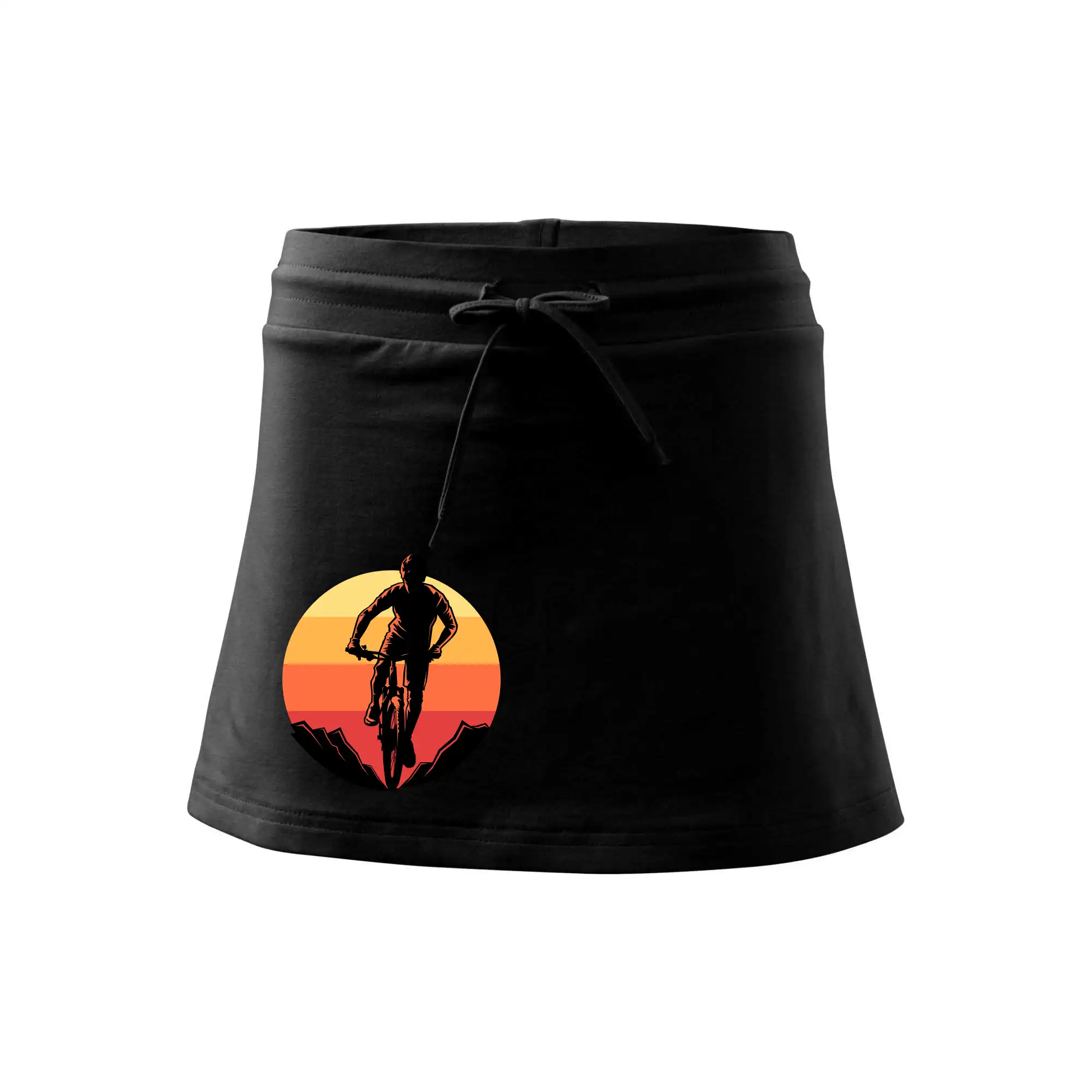 MTB cyklista a západ slunce