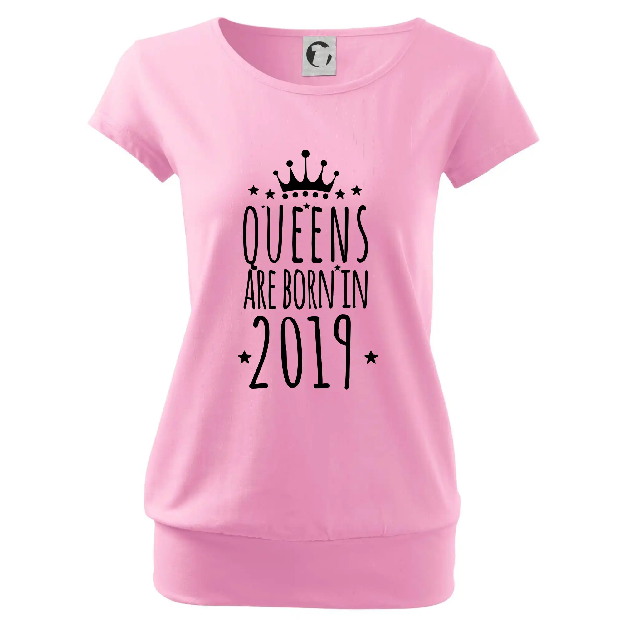Queens are born in 2019