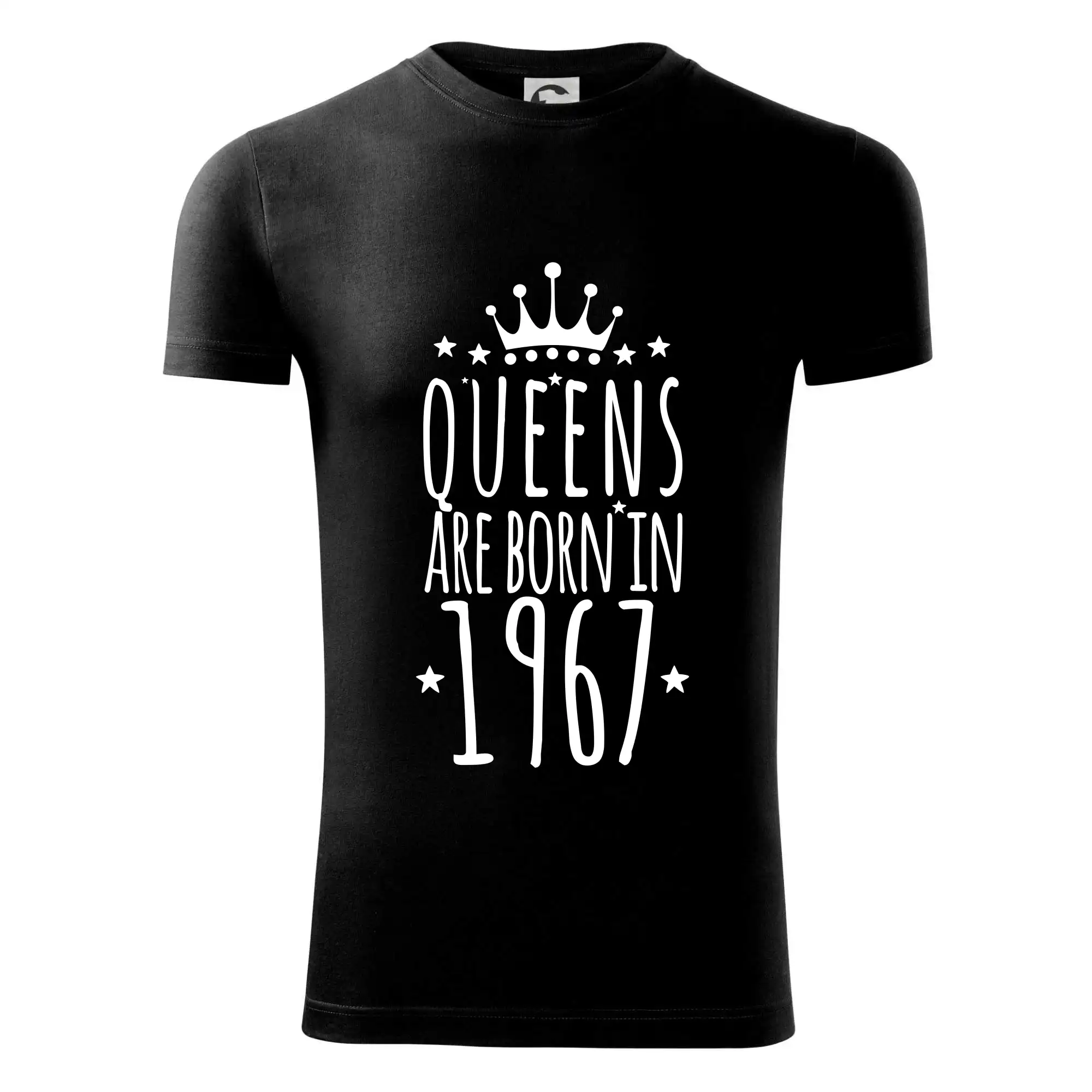 Queens are born in 1967