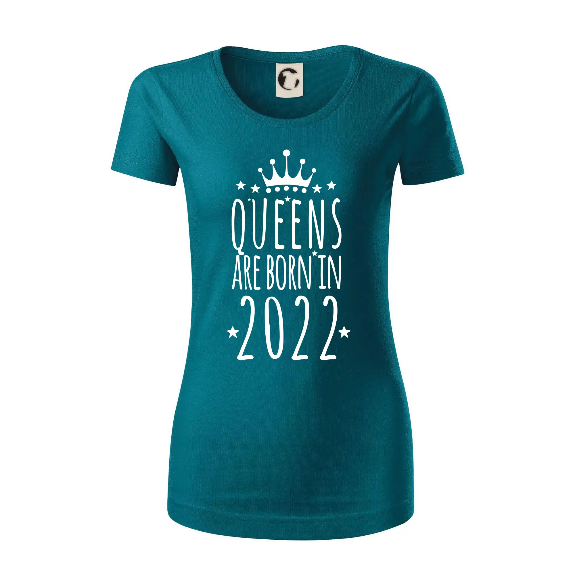 Queens are born in 2022