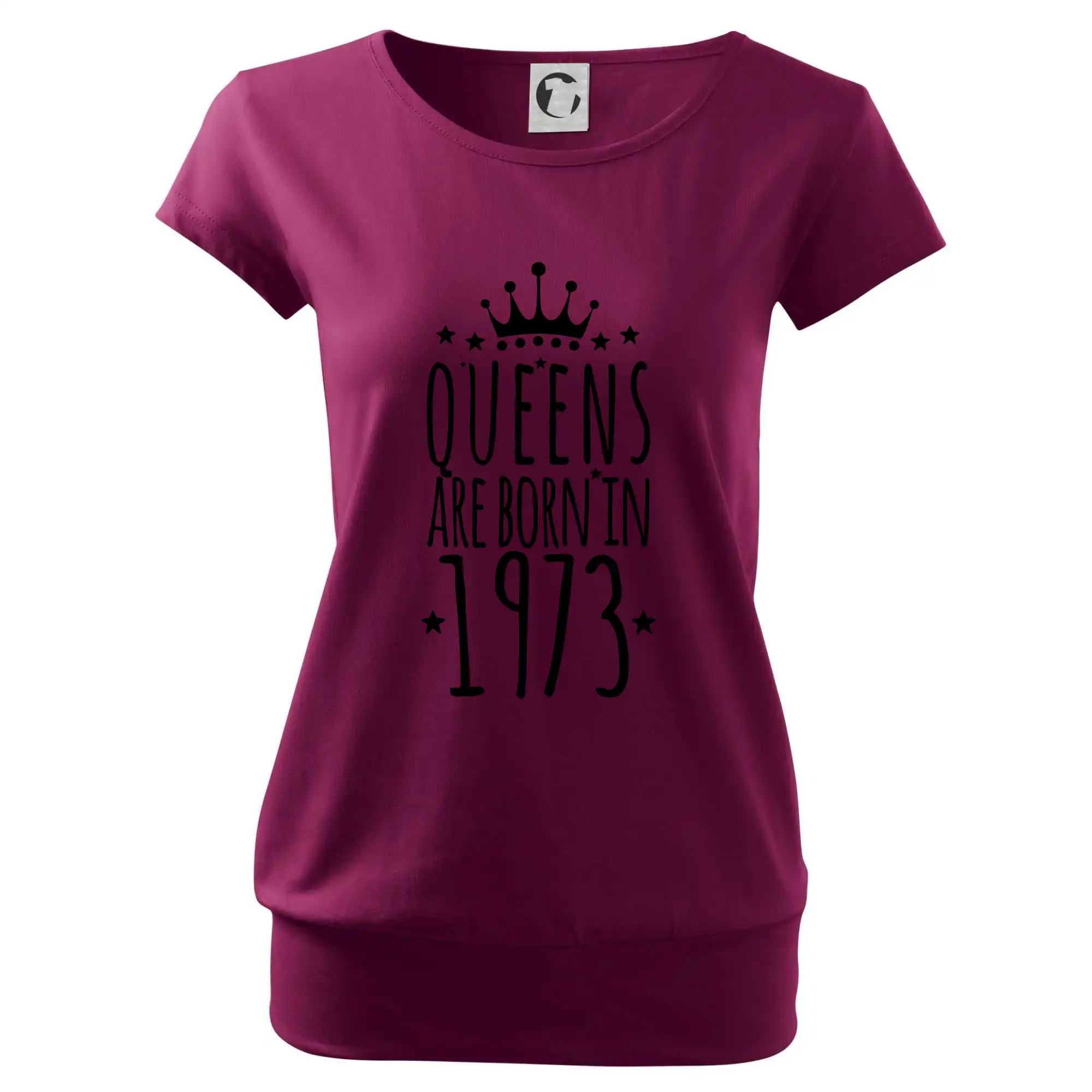 Queens are born in 1973