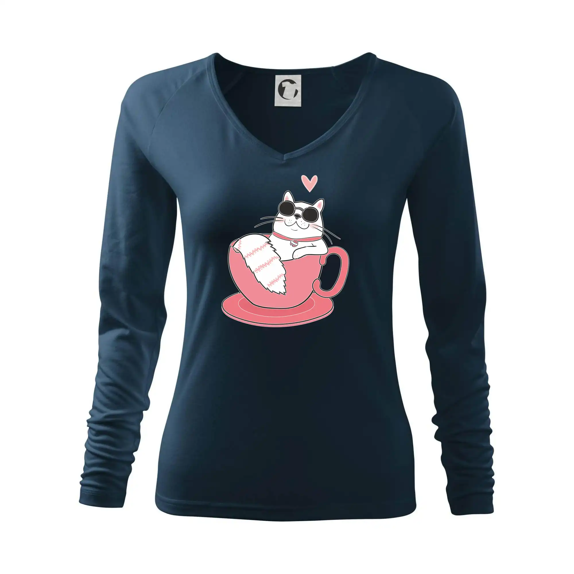 Hustá kočka v hrníčku