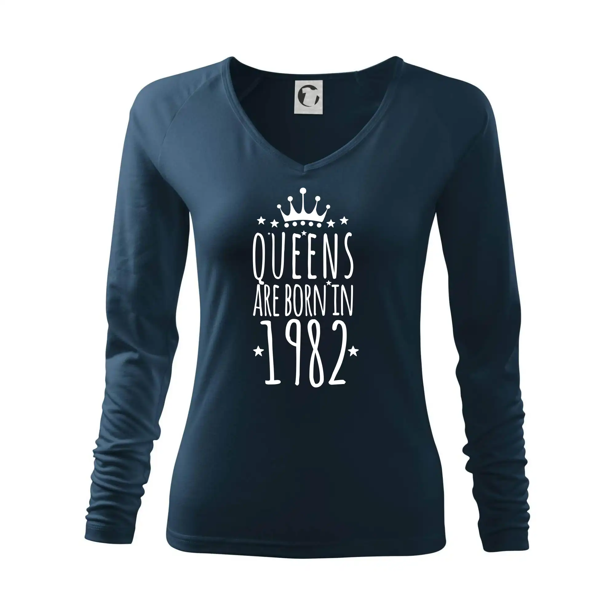 Queens are born in 1982