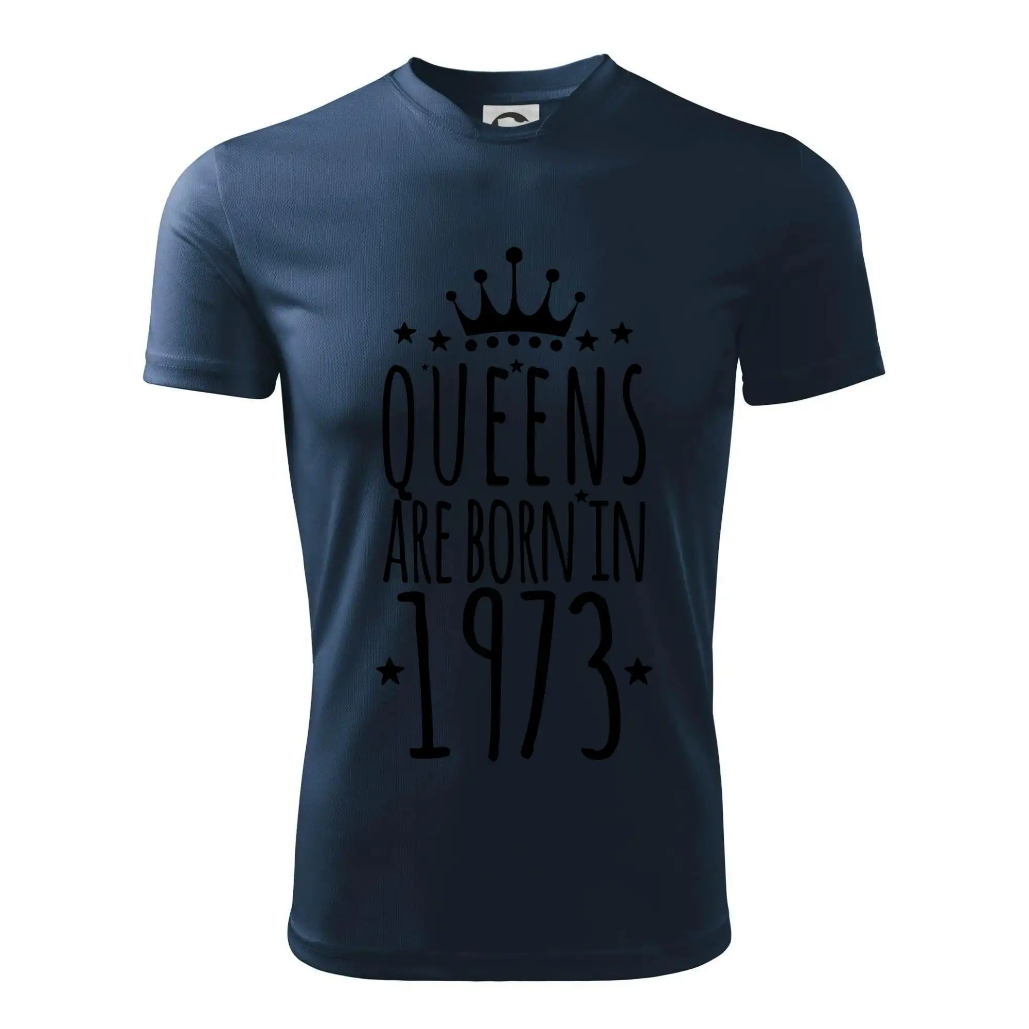 Queens are born in 1973