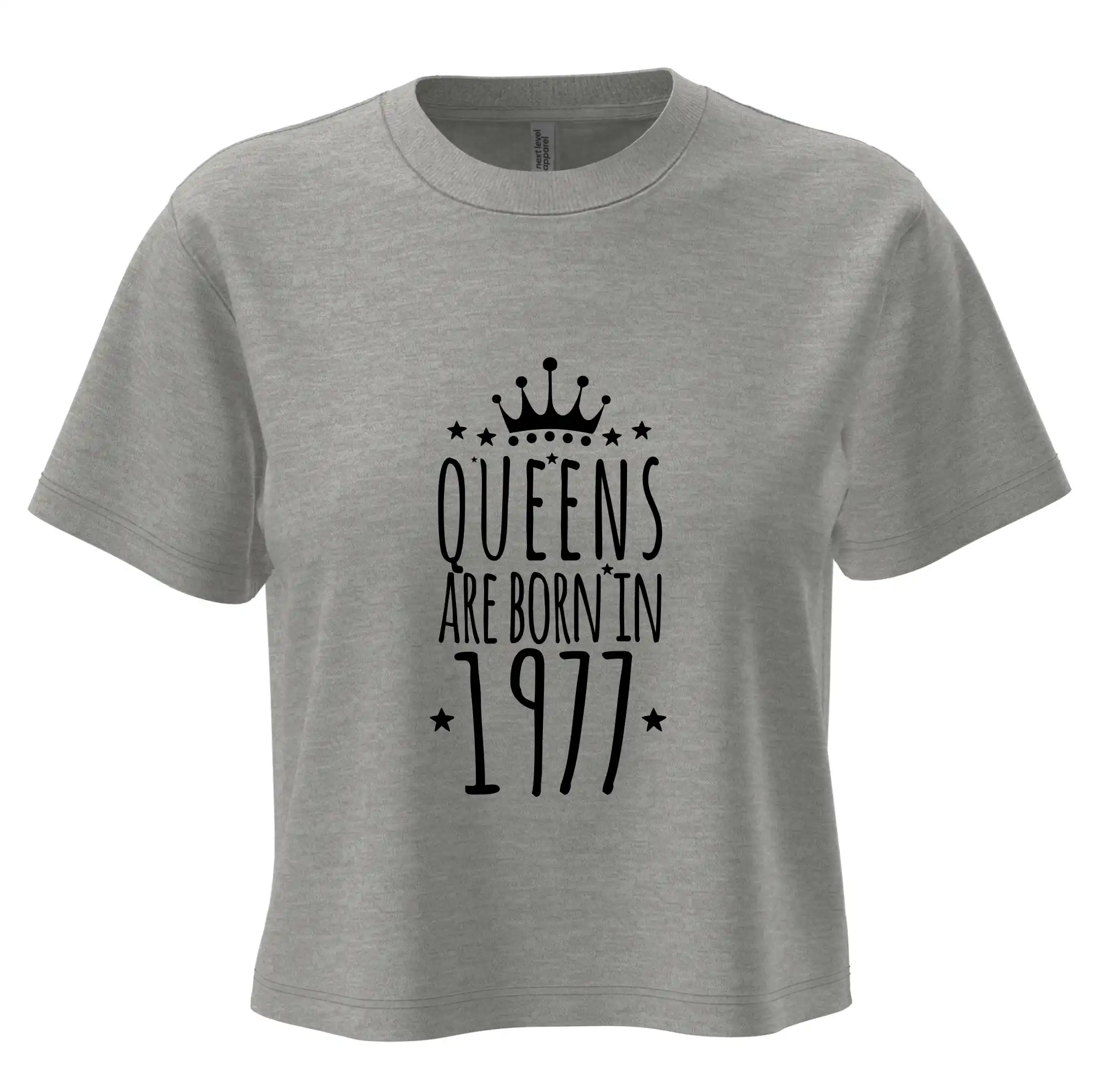 Queens are born in 1977