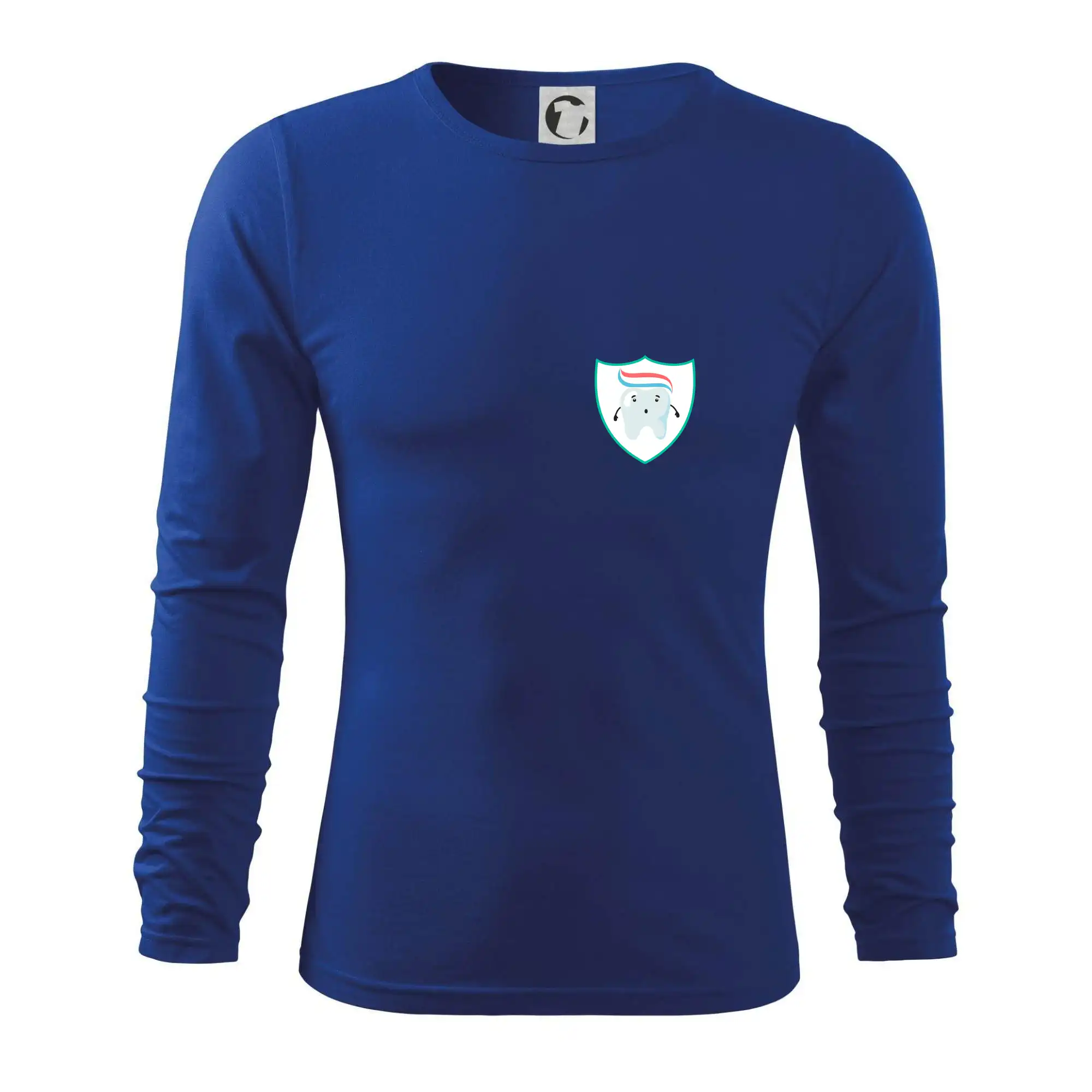 Zoubek na prsu - zubní pasta