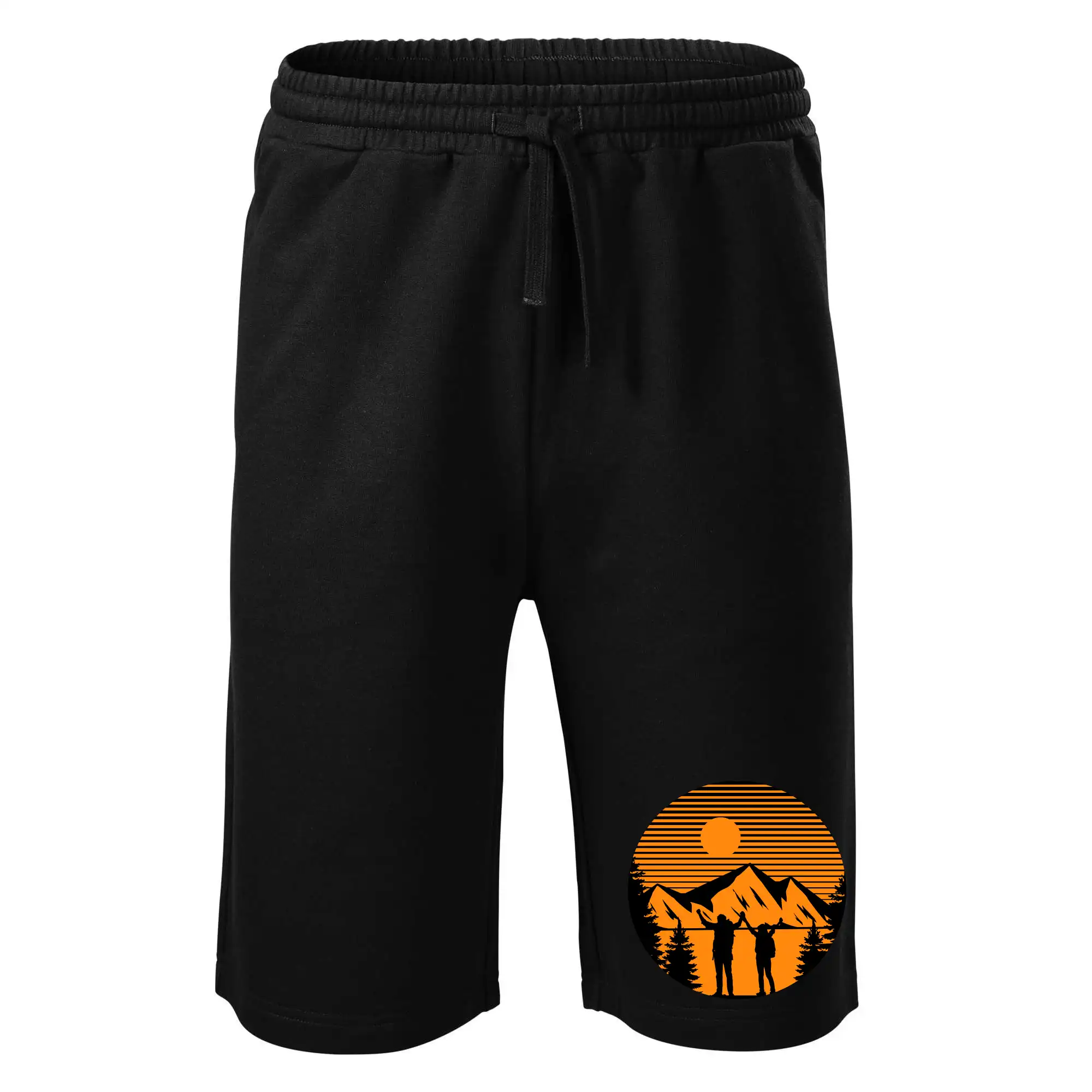 Pár na výletě na horách