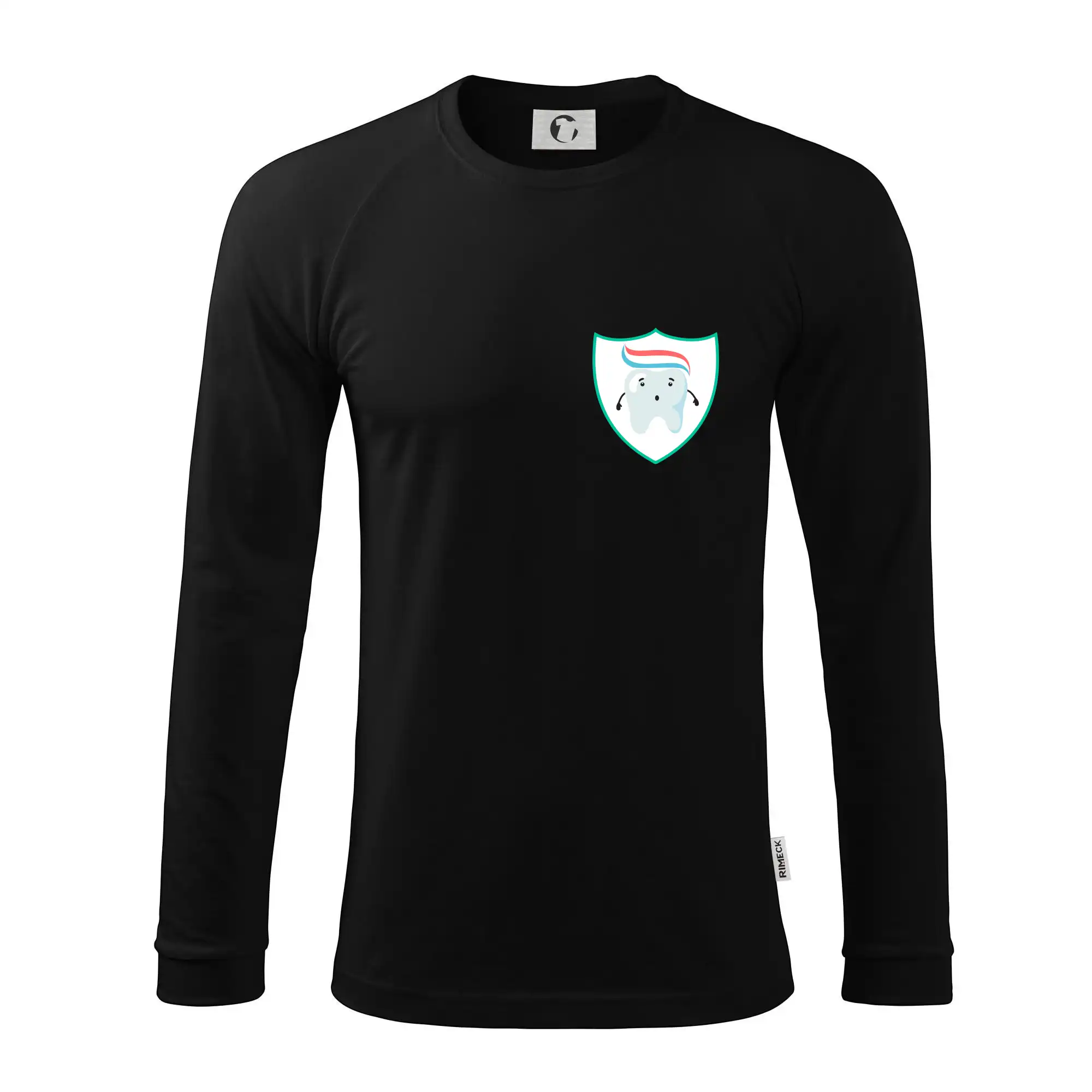 Zoubek na prsu - zubní pasta