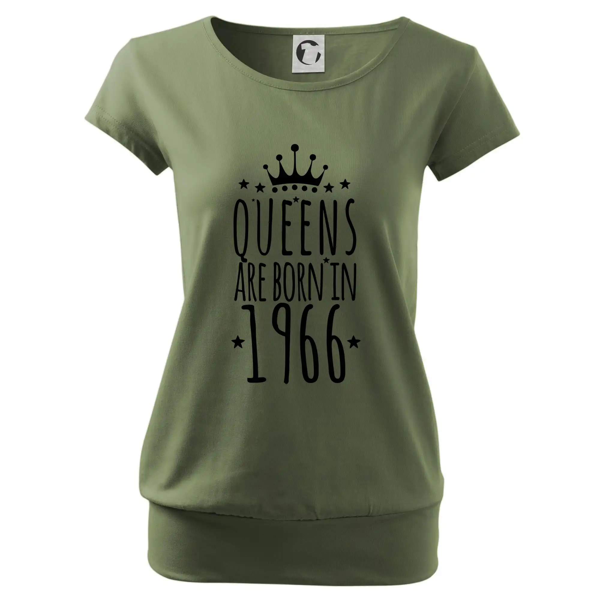 Queens are born in 1966