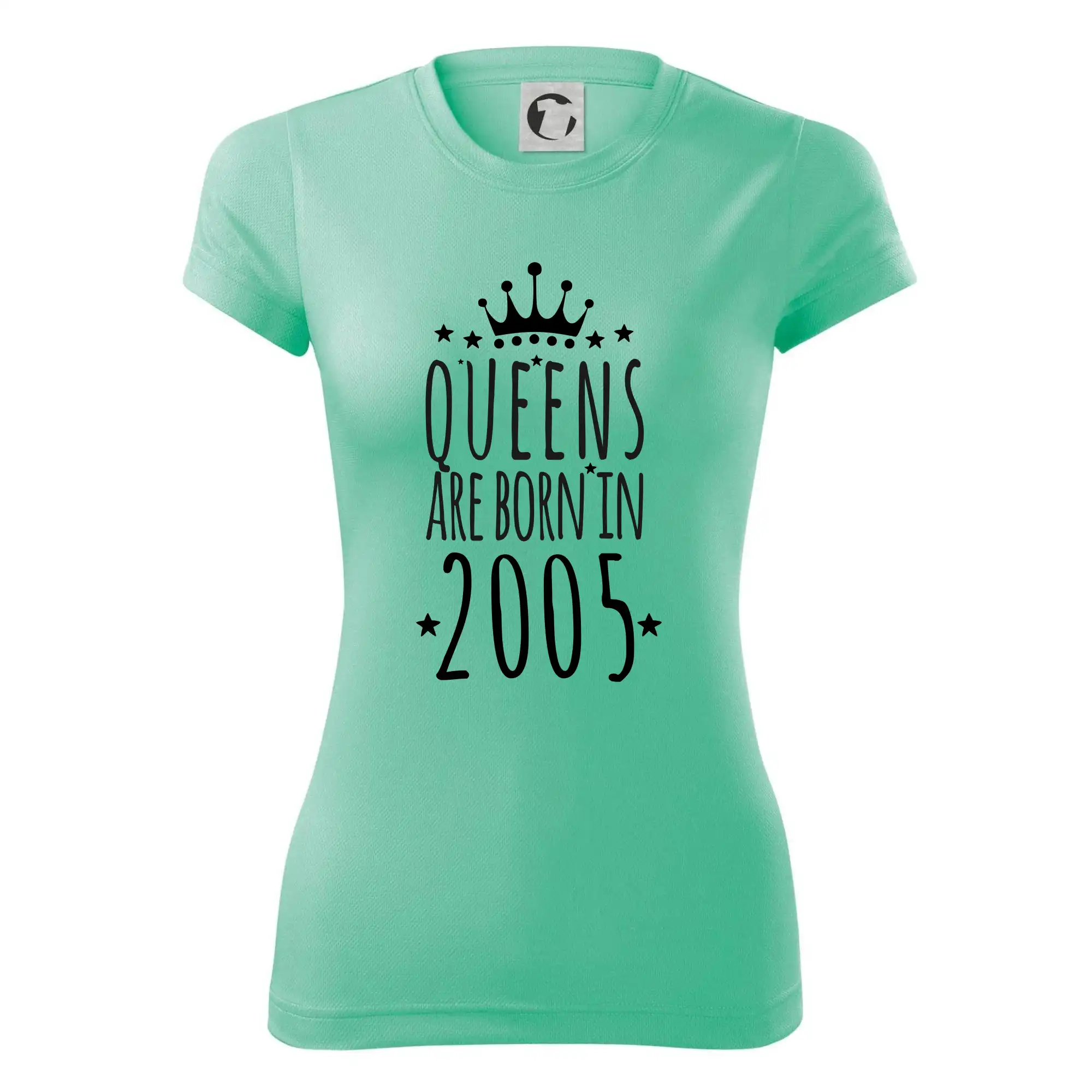 Queens are born in 2005