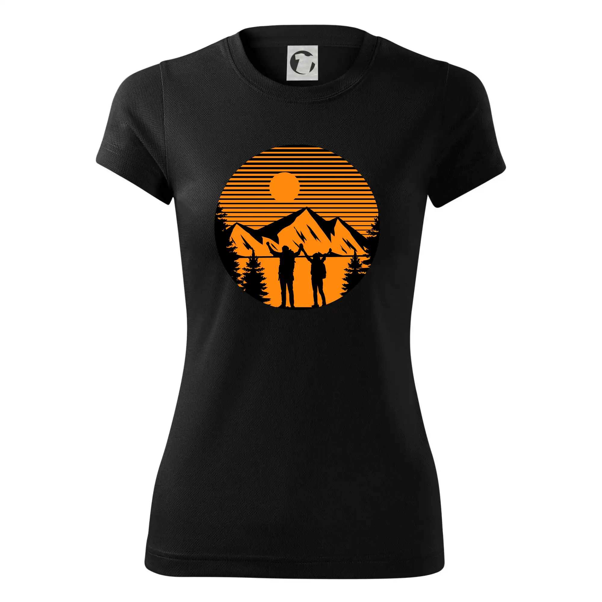 Pár na výletě na horách