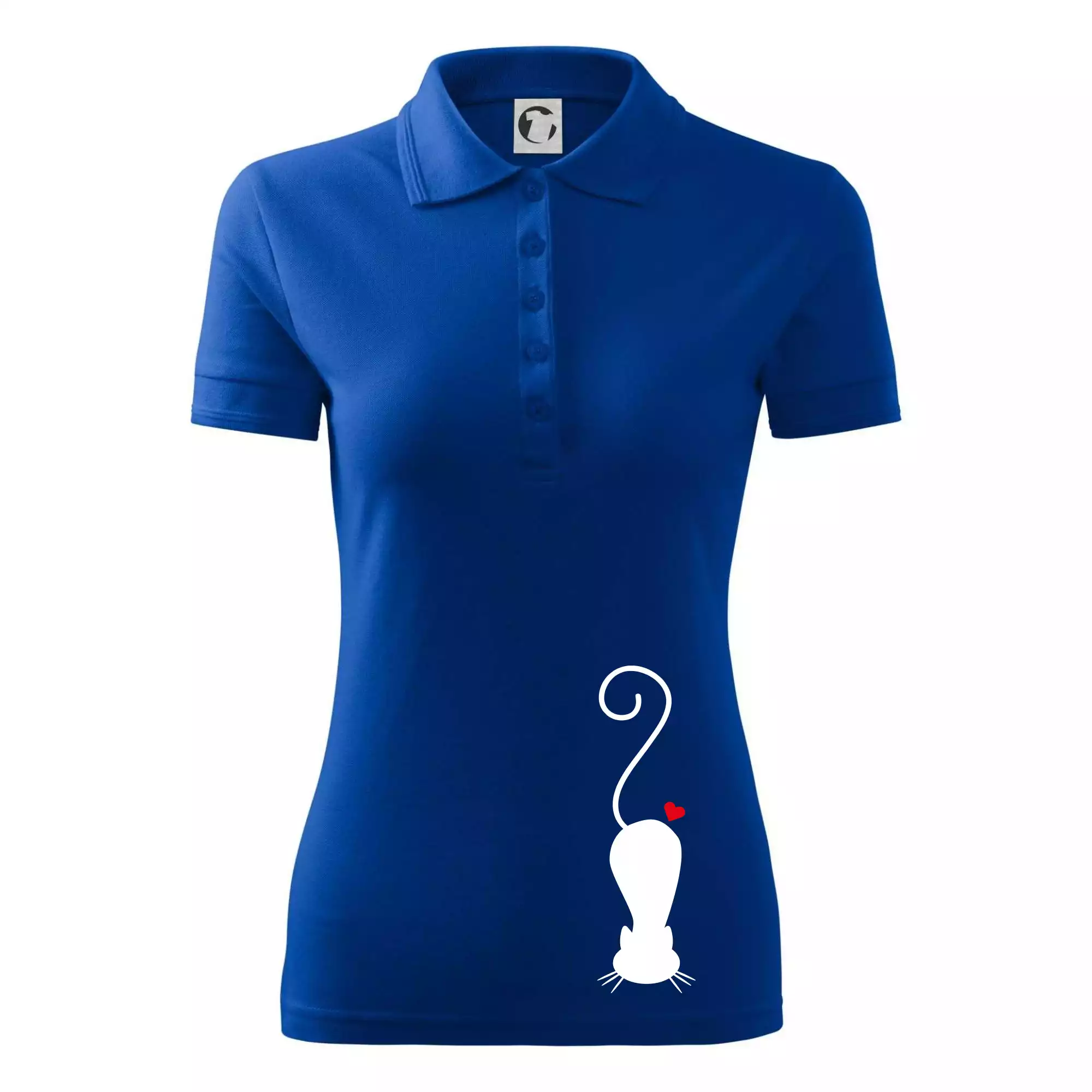 Zamilovaná kočka ležící