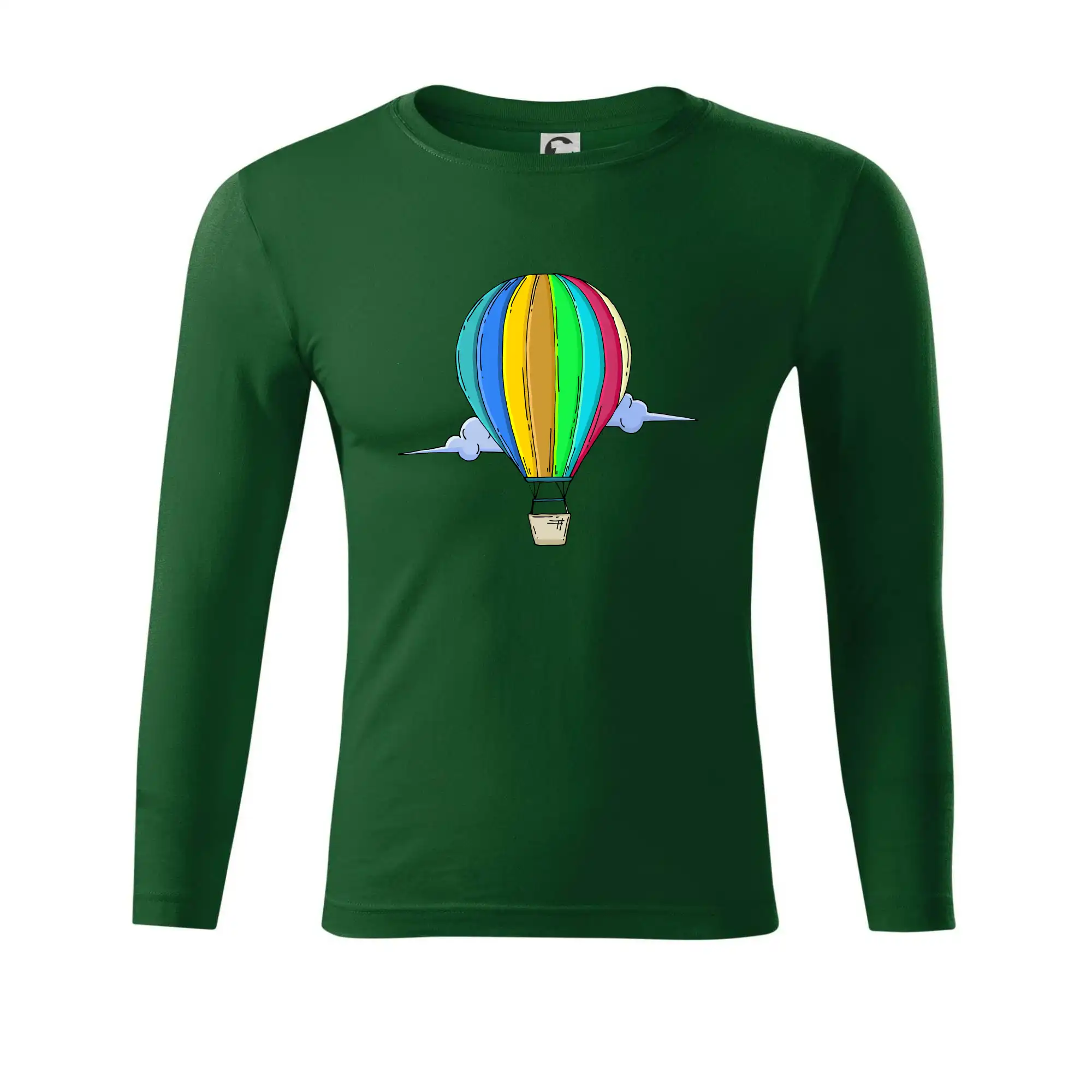 Horkovzdušný balon v oblacích